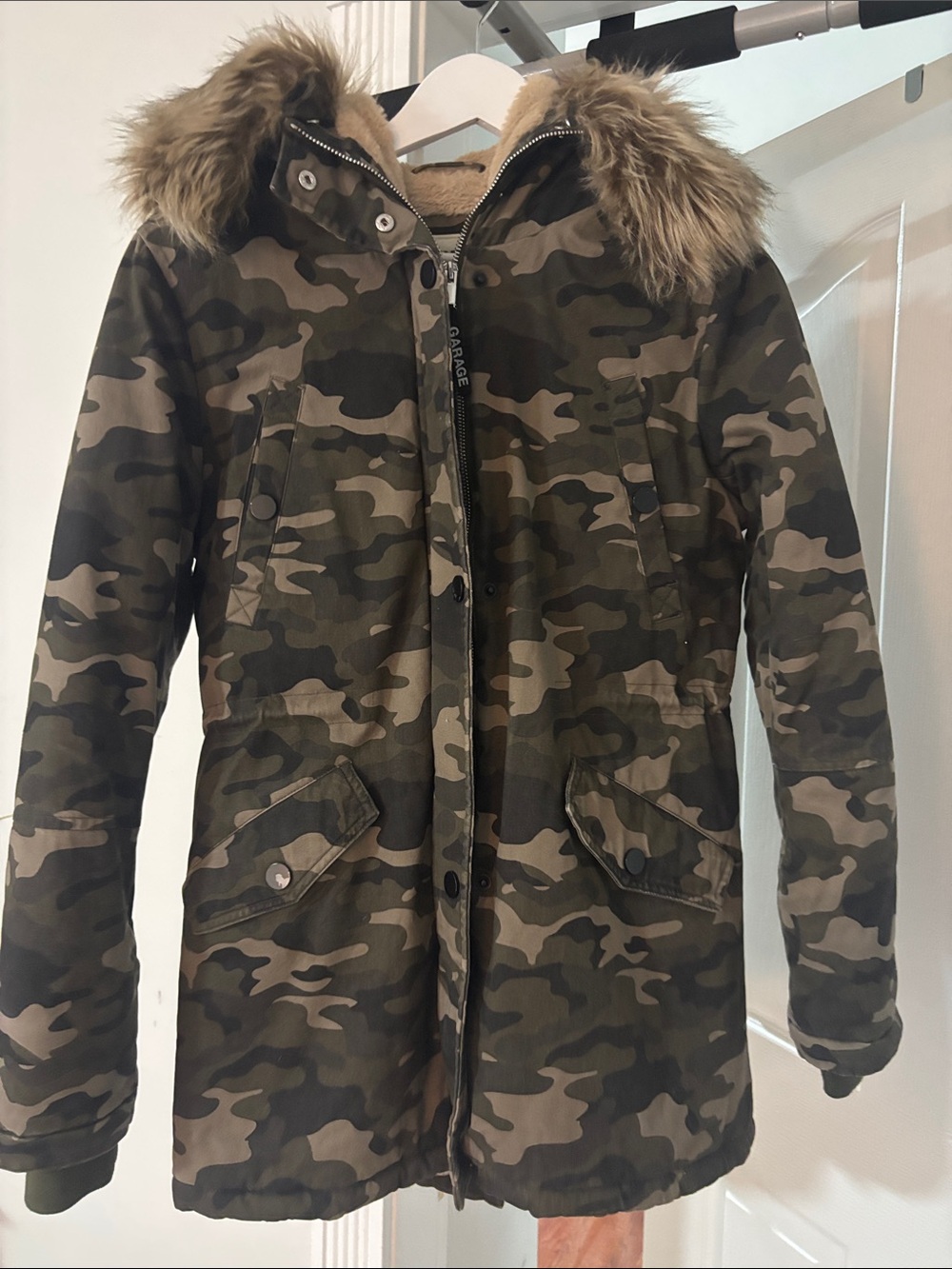 Women’s Camouflage Parka Jacket with Fur-Trim Hood